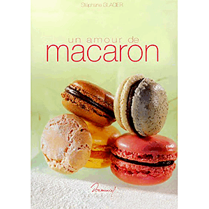 Книга (на французском) «Un amour de macaron»;бумага;,L=30,B=21,5см;разноцветн.