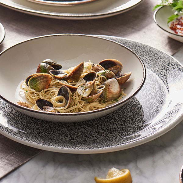 Салатник «Чакоул Дэппл»;фарфор;0,75л;D=205,H=35мм;белый,черный