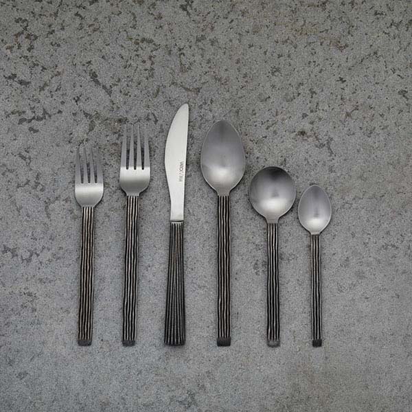 Нож столовый «Дистрест»;сталь нерж.;,L=22,9см;черный,металлич.