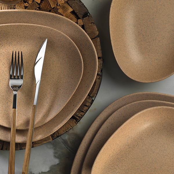 Тарелка «Гэлэкси» ассиметричная;фарфор;D=350,H=39мм;бежев.