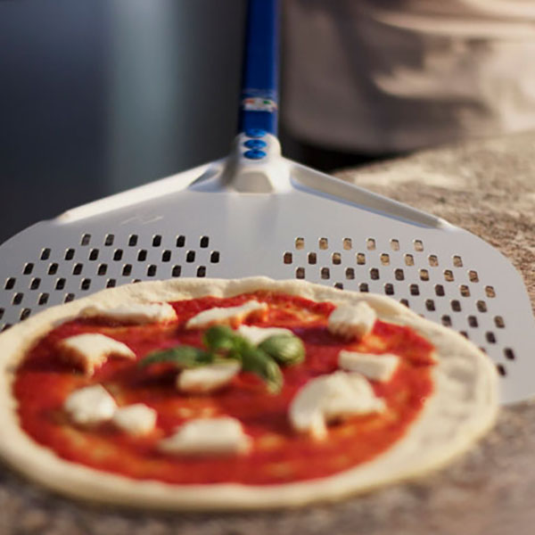 Лопата для пиццы квадратная перфорированная «Аззурра»;анодир.алюмин.;,L=33/184,B=33см;синий