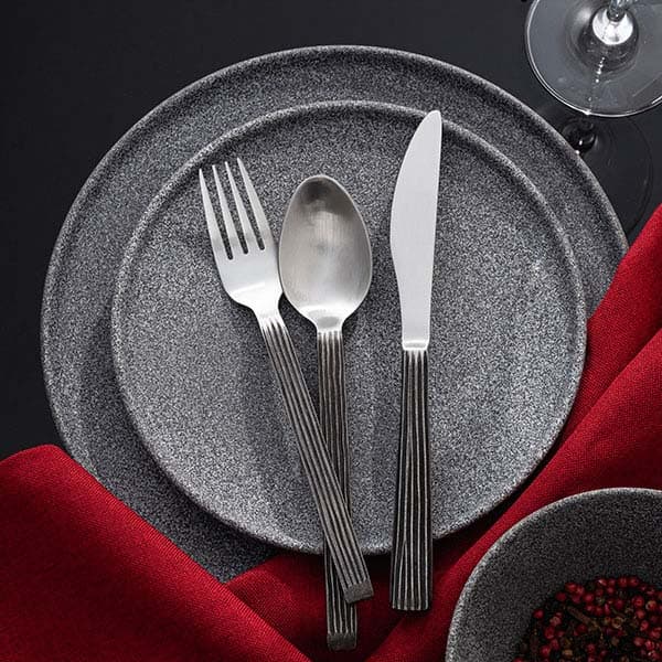 Бокал для вина «Селект»;хр.стекло;460мл;D=62/85,H=255мм;прозр. Бокал для вина «Селект»;хр.стекло;460мл;D=62/85,H=255мм;прозр.