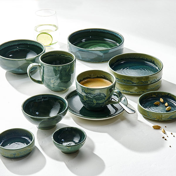 Тарелка «Аврора Везувиус Бернт» с бортом;фарфор;1,065л;D=165,H=45мм;бежев.,зелен.