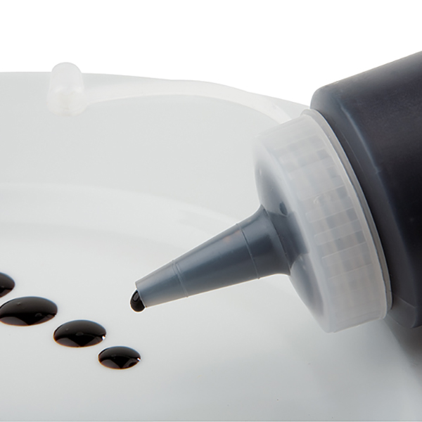 Диспенсер д/соусов с крышкой;полиэтилен;200мл;D=5,H=18см;белый