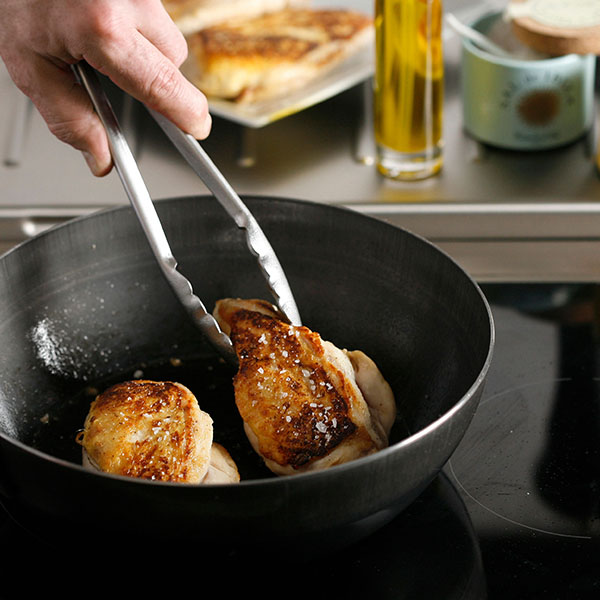 Сковорода 2ручки;голуб.сталь;D=32,H=8,L=67см;серый