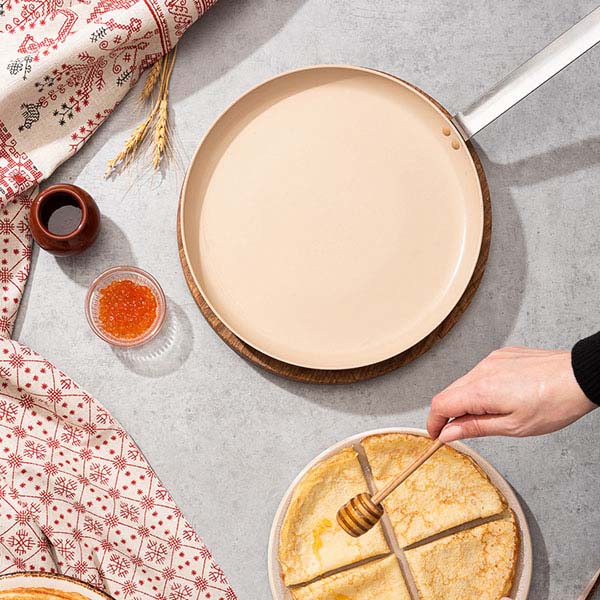 Сковорода для блинов;алюмин.,керамика;D=28,H=2,L=48см;белый,коричнев.