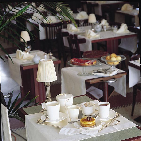 Чашка кофейная «Арома»;стекло;80мл;D=55,H=65,L=75мм;слон.кость