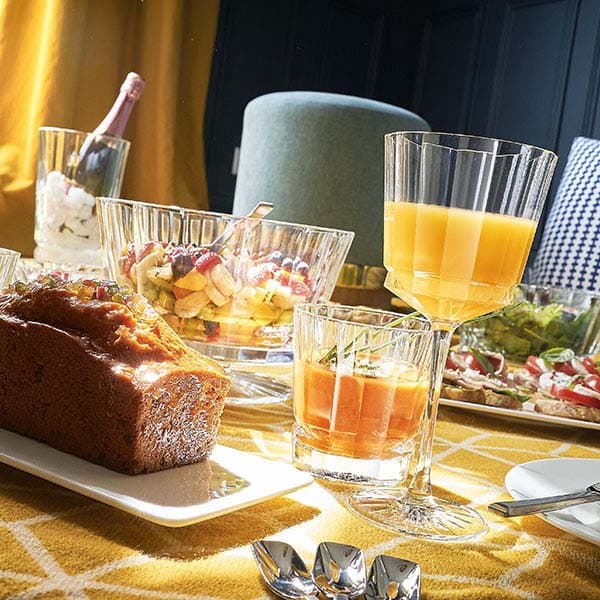 Бокал для вина «Макассар»;хр.стекло;350мл;D=90,H=205мм;прозр. Бокал для вина «Макассар»;хр.стекло;350мл;D=90,H=205мм;прозр.