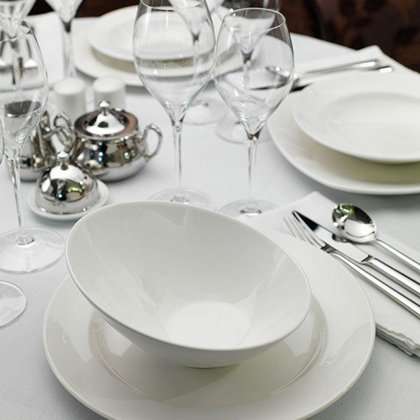 Тарелка пирожковая «Монако Вайт»;фарфор;,H=16,L=140,B=140мм;белый