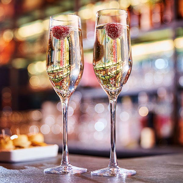 Бокал-флюте «Минерал»;стекло;160мл;D=63,H=224мм;прозр. Бокал-флюте «Минерал»;стекло;160мл;D=63,H=224мм;прозр.