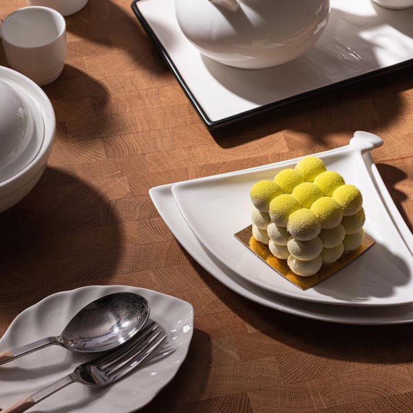 Блюдо «Кунстверк» лист;фарфор;,H=19,L=150,B=110мм;белый