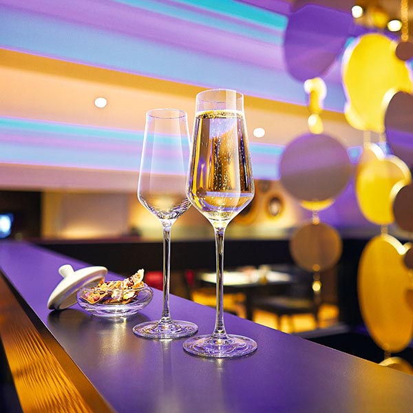 Бокал-флюте «Ревил ап»;хр.стекло;210мл;D=45/70,H=234мм;прозр. Бокал-флюте «Ревил ап»;хр.стекло;210мл;D=45/70,H=234мм;прозр.