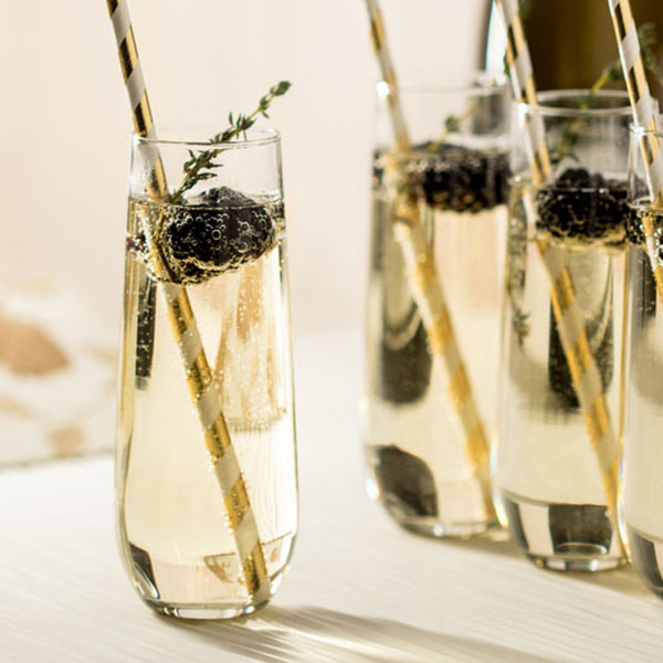 Бокал-флюте «Стемлесс»;стекло;175мл;D=45/58,H=147,L=58мм;прозр. Бокал-флюте «Стемлесс»;стекло;175мл;D=45/58,H=147,L=58мм;прозр.