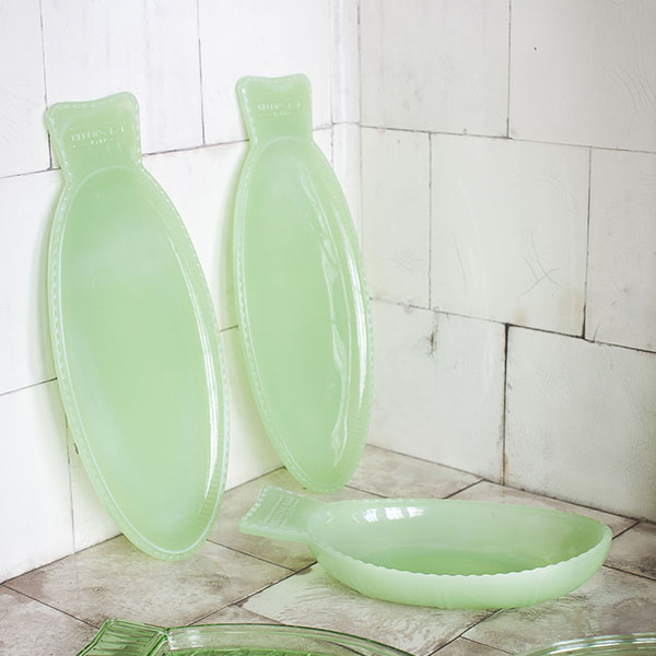 Блюдо сервировочное;стекло;,H=47,L=260,B=140мм;зелен.