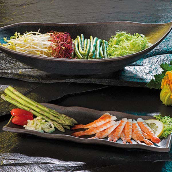 Блюдо «Лист»;пластик;0,9л;,H=8,L=36,B=19см;черный,коричнев.