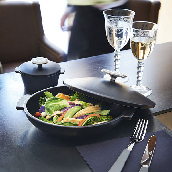 Кастрюля для запекания «Революшн» с крышкой;керамика;0,8л;D=22,3,H=10см;черный