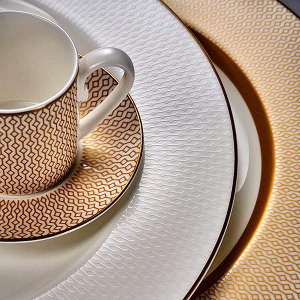 Тарелка «Даймонд»;кост.фарф.;D=30,H=2см;белый,золотой