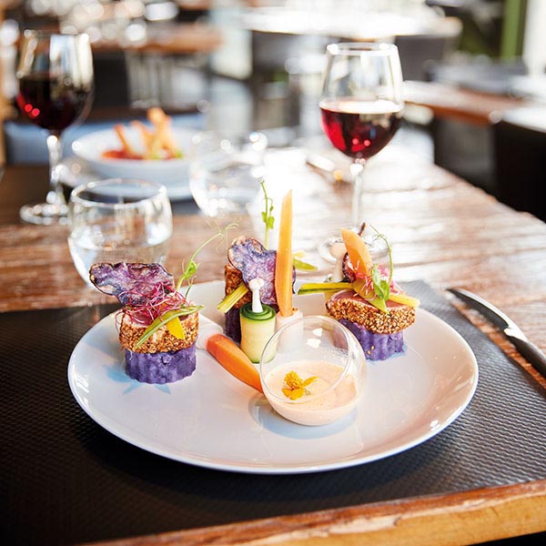 Тарелка «Эволюшнс Гранит» мелкая;стекло;D=27см;серый