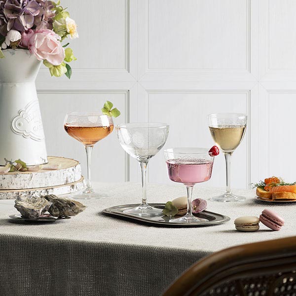 Коктейльная рюмка «Новеченто Либерти»;стекло;235мл;D=95,H=155мм;прозр. Коктейльная рюмка «Новеченто Либерти»;стекло;235мл;D=95,H=155мм;прозр.