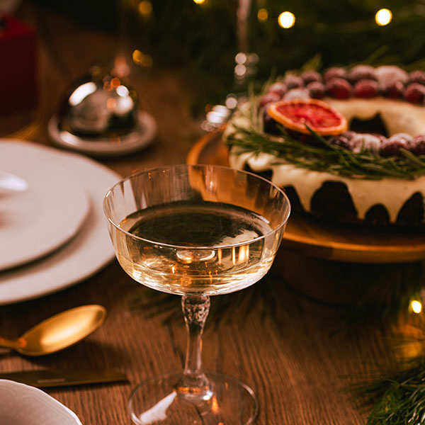 Форма конд. разъемная;сталь,антиприг.покр.;D=20,3,H=53,L=43,B=23см;черный,металлич.