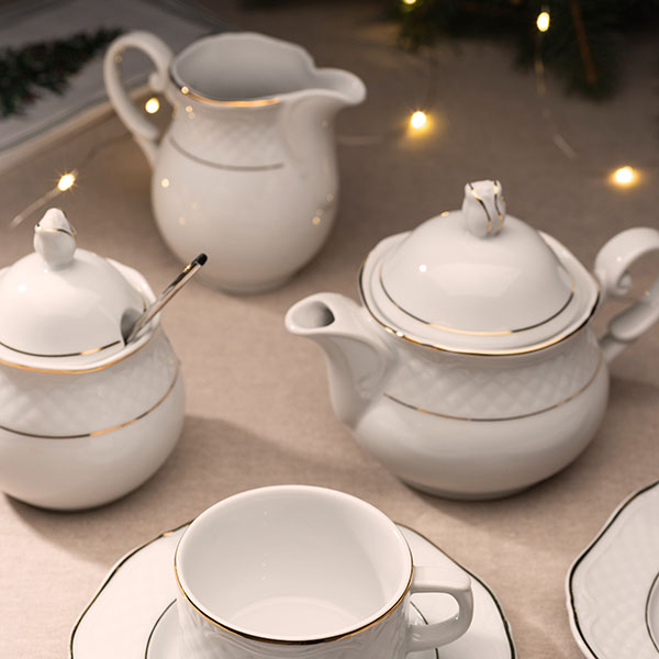 Молочник «Афродита»;фарфор;300мл;D=60,H=105,L=130мм;белый,золотой