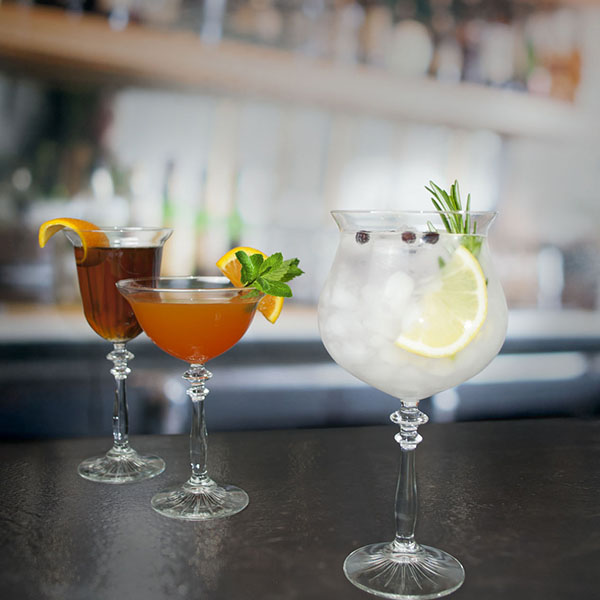 Бокал для вина «1924»;стекло;241мл;D=89,H=197мм;прозр. Бокал для вина «1924»;стекло;241мл;D=89,H=197мм;прозр.