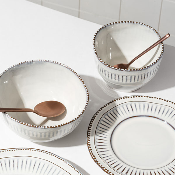 Салатник «Стили»;фарфор;0,84л;D=17см;белый