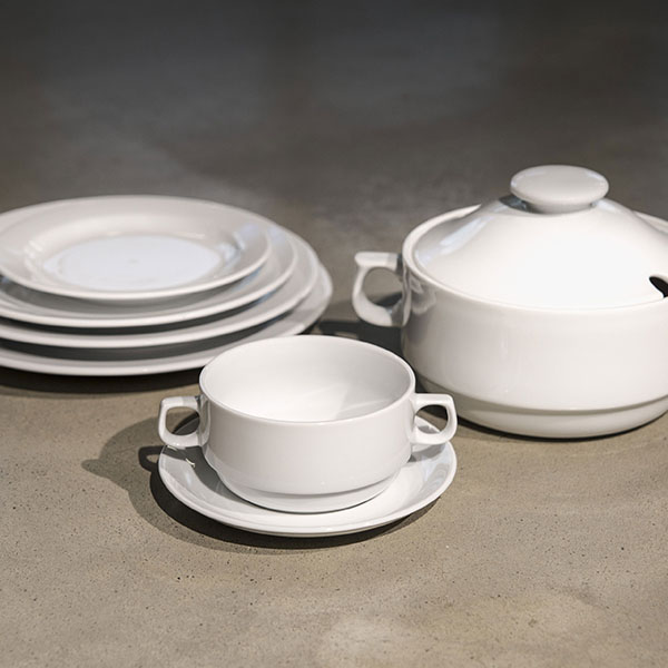 Тарелка «Прага» мелкая;фарфор;D=17,H=2см;белый