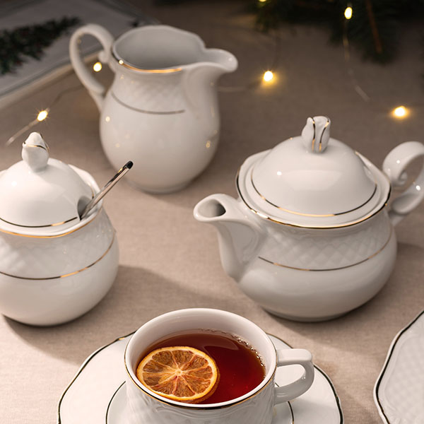 Молочник «Афродита»;фарфор;300мл;D=60,H=105,L=130мм;белый,золотой