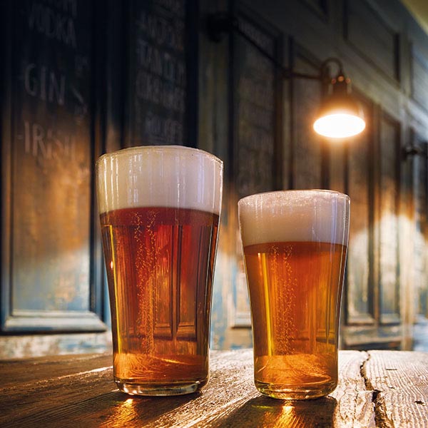 Бокал для пива «Алтимэйт»;стекло;0,57л;D=90,H=159мм;прозр. Бокал для пива «Алтимэйт»;стекло;0,57л;D=90,H=159мм;прозр.