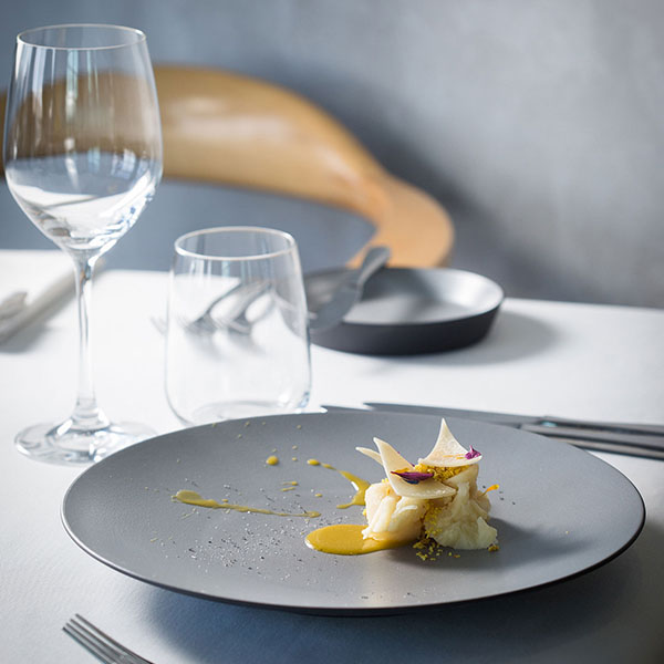 Тарелка «Экинокс» мелкая;фарфор;D=24,H=3см;черный