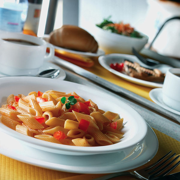 Тарелка «Перформа»;стекло;0,5л;D=225,H=25мм;белый