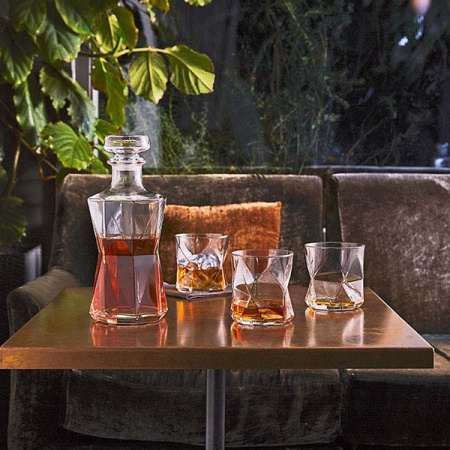 Штоф «Кассиопея»;стекло;0,85л;D=10,5,H=21см;прозр.